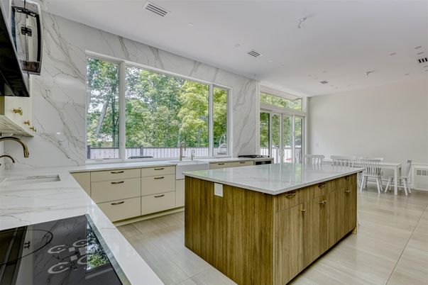 Dining room, Interior, Kitchen, Marble Walls, Recessed Lighting
