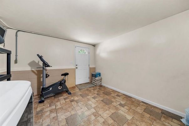 Fitness Equipment, Interior