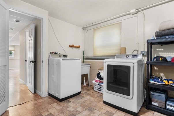 Interior, Washer