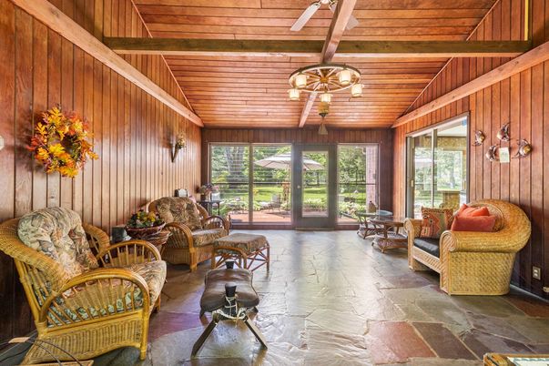 Chandelier, Interior, Living room, Sun Room, Wooden Beams, Wooden Ceilings, Wooden Walls