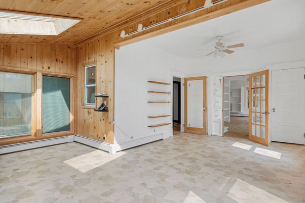Empty room, Interior, Wooden Ceilings, Wooden Walls