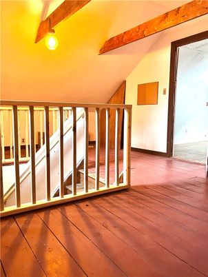 Empty room, Interior, Wooden Beams, Wood Texture Flooring