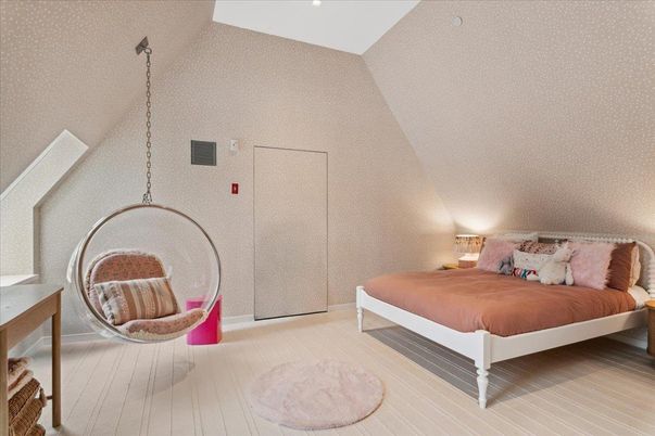 Bedroom, Interior, Pendant Lights, Wood Texture Flooring