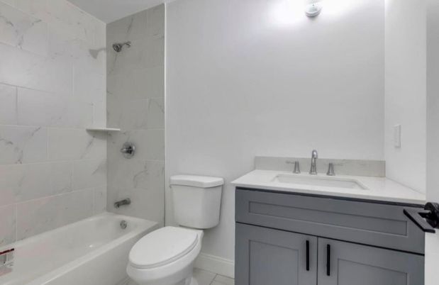 Bathroom, Interior, Marble Walls