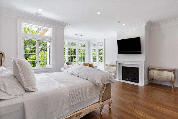 Bedroom, Fireplace, Interior, Recessed Lighting, Wood Texture Flooring