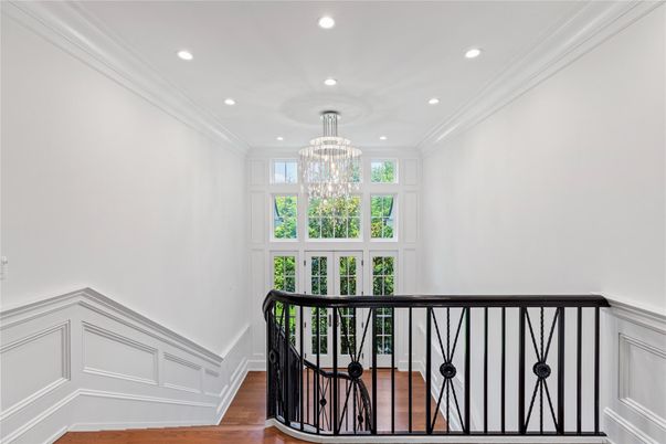 Chandelier, Interior, Recessed Lighting, Wood Texture Flooring