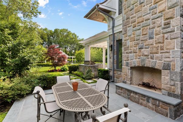 Exterior, Fireplace