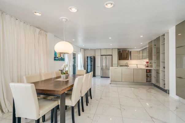 Dining room, Interior, Kitchen, Marble, Pendant Lights, Recessed Lighting, Stainless Steel Appliances
