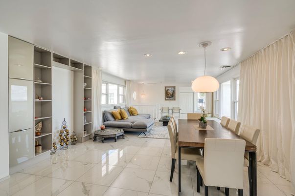 Dining room, Interior, Living room, Marble, Pendant Lights, Recessed Lighting