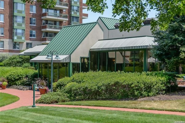 Exterior, Facade, Brick Facade, Condo Building