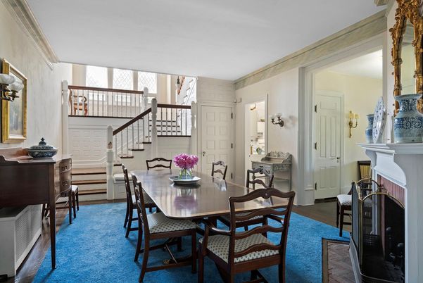 Dining room, Fireplace, Interior