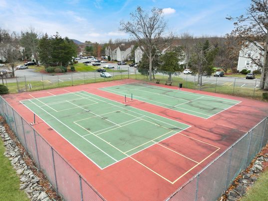 Exterior, Tennis Courts