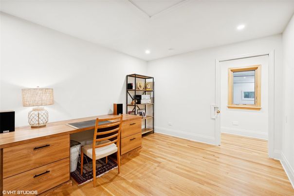 Home Office, Interior, Recessed Lighting, Wood Texture Flooring