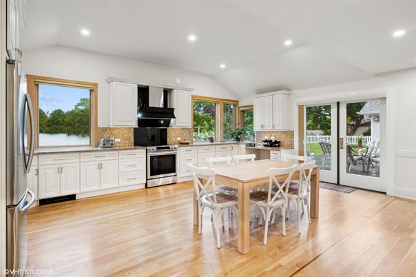 Dining room, Interior, Kitchen, Recessed Lighting, Stainless Steel Appliances, Wood Texture Flooring