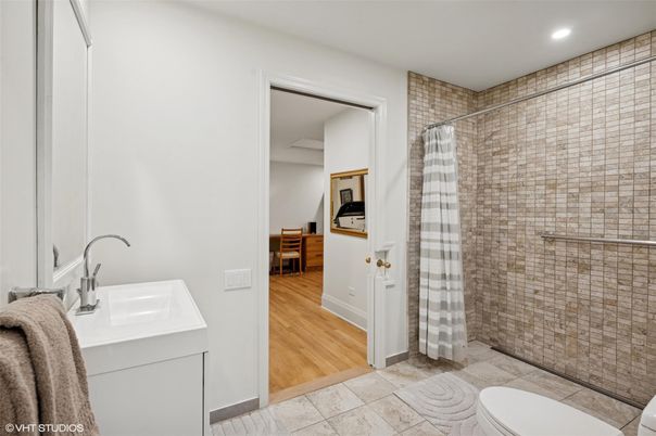 Bathroom, Interior, Recessed Lighting, Wood Texture Flooring