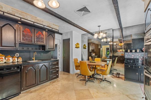 Dining room, Interior, Kitchen, Pendant Lights