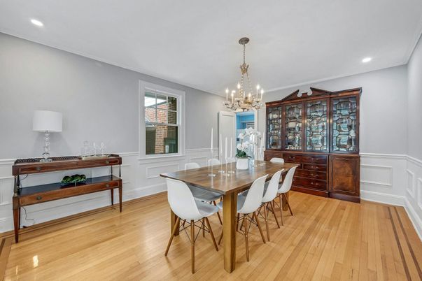 Chandelier, Dining room, Interior, Recessed Lighting, Wood Texture Flooring