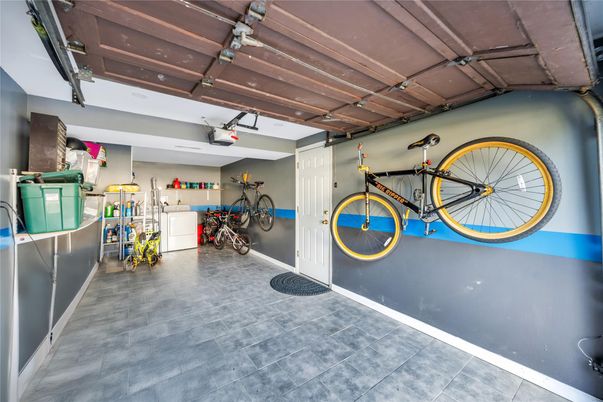 Garage, Interior