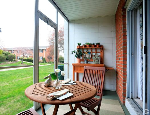 Interior, Stone Walls, Sun Room