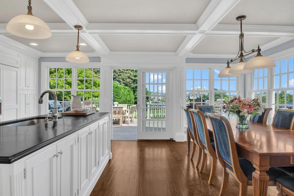 Dining room, Interior, Kitchen, Pendant Lights, Recessed Lighting, Wood Texture Flooring