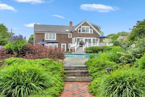Exterior, Facade, Brick Facade, Pool, Queen Anne Victorian