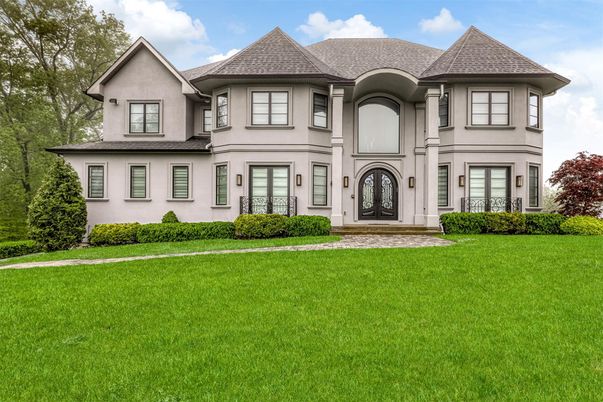 Backyard, Exterior, Facade, French Provincial