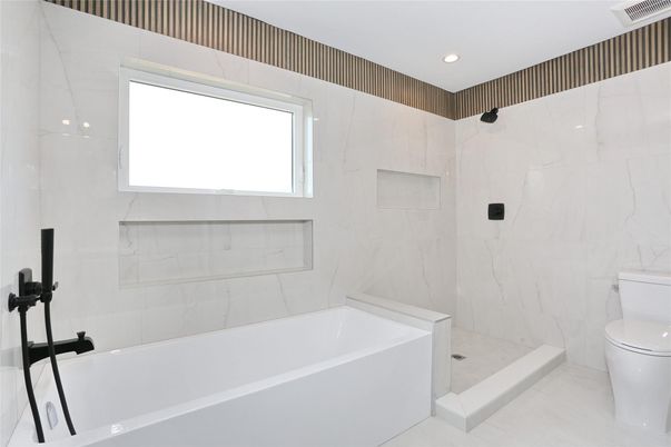 Bathroom, Interior, Marble Walls, Recessed Lighting