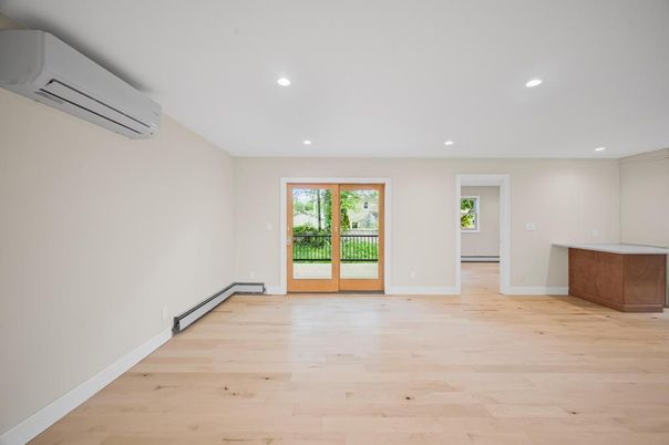 Empty room, Interior, Recessed Lighting, Wood Texture Flooring