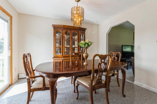 Chandelier, Dining room, Interior