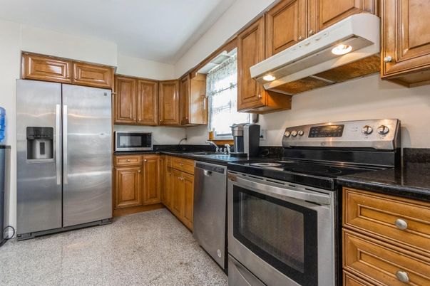 Interior, Kitchen, Stainless Steel Appliances