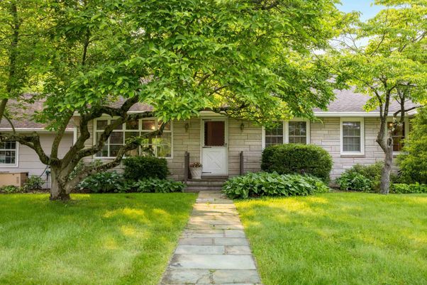 Exterior, Facade, Cape Cod
