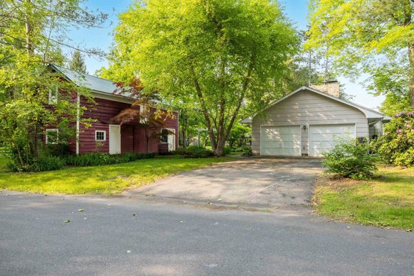 Detached Garage, Exterior