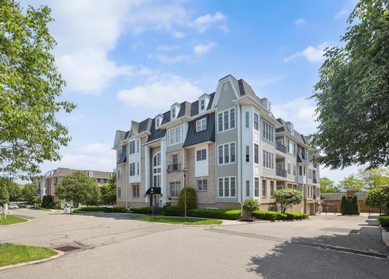 Exterior, Facade, Condo Building