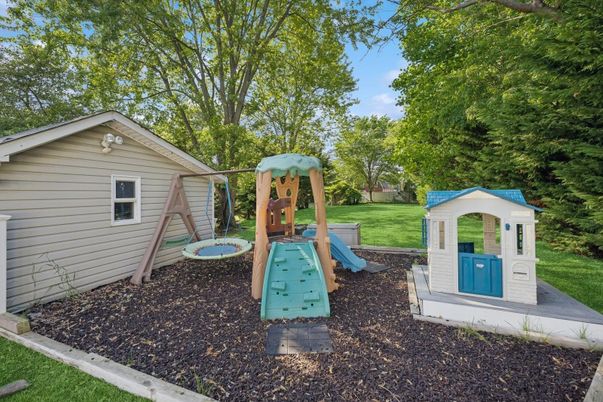 Backyard, Exterior, Playground