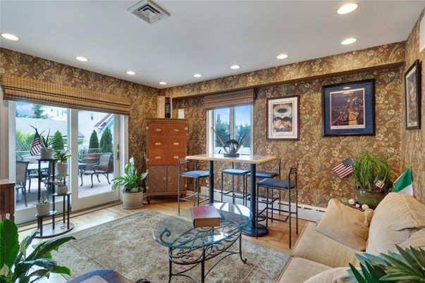 Dining room, Interior, Living room, Recessed Lighting, Wood Texture Flooring