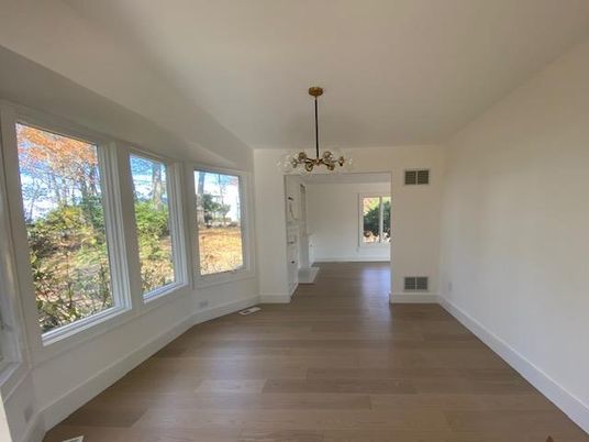 Chandelier, Empty room, Interior, Pendant Lights, Wood Texture Flooring