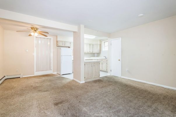 Empty room, Interior, Kitchen