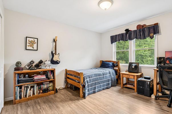 Bedroom, Home Office, Interior, Wood Texture Flooring