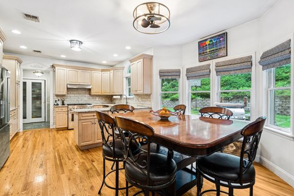 Dining room, Interior, Kitchen, Recessed Lighting, Wood Texture Flooring