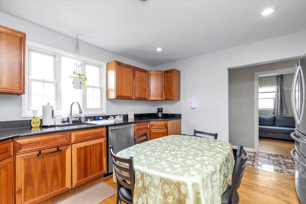 Dining room, Interior, Kitchen, Pendant Lights, Recessed Lighting, Wood Texture Flooring