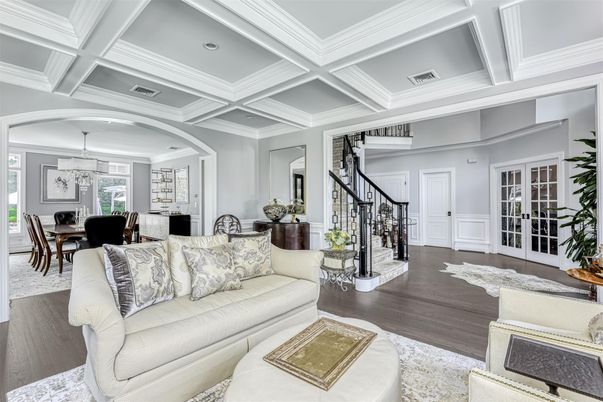 Dining room, Interior, Living room, Pendant Lights, Recessed Lighting, Wood Texture Flooring