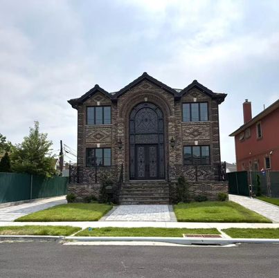 Exterior, Facade, Brick Facade, Brick Traditional