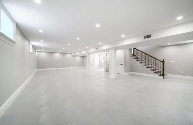 Empty room, Interior, Recessed Lighting