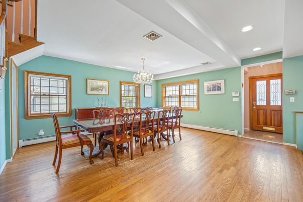 Chandelier, Dining room, Interior, Recessed Lighting, Wood Texture Flooring