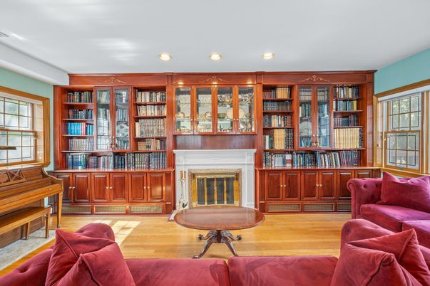 Fireplace, Interior, Piano, Recessed Lighting, Wood Texture Flooring