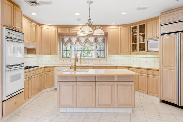 Interior, Kitchen, Pendant Lights, Recessed Lighting