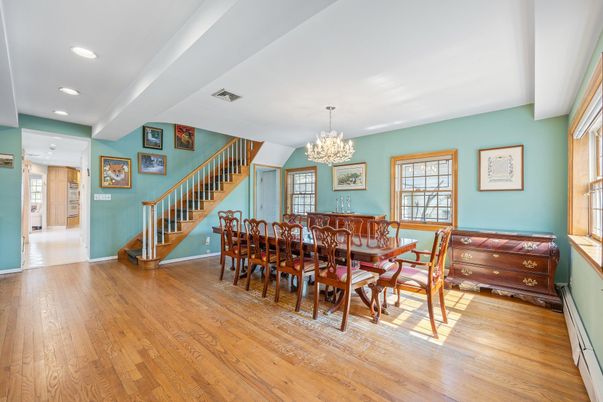 Chandelier, Dining room, Interior, Recessed Lighting, Wood Texture Flooring