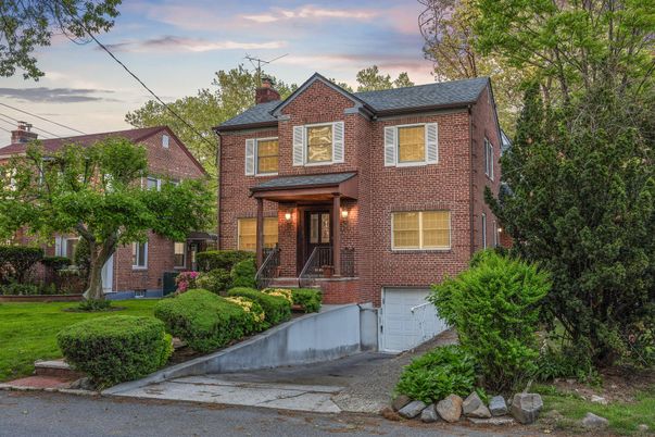 Attached, Exterior, Facade, Brick Facade, Brick Traditional