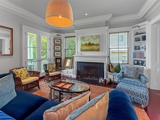 Fireplace, Interior, Living room, Recessed Lighting