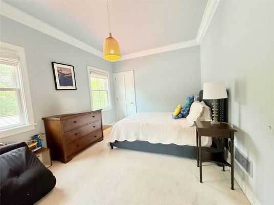Bedroom, Interior, Pendant Lights